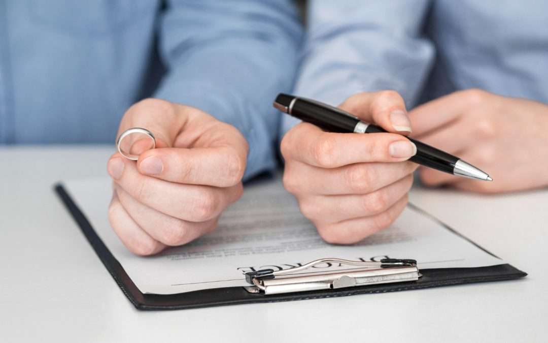divorce lawyer